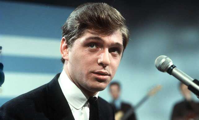 Wigan Borough Celebs Georgie-fame_7