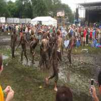 how to stay clean @ festivals