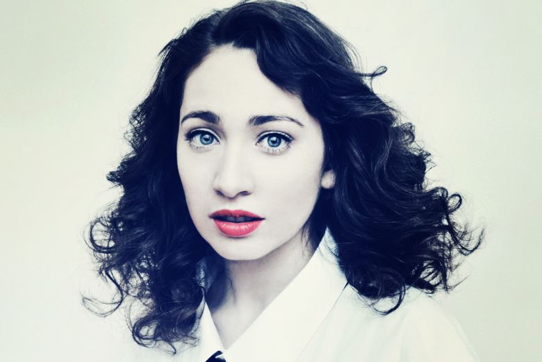 Regina Spektor Header