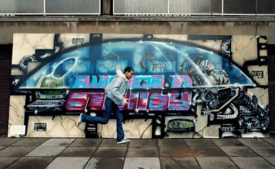 Goldie Takes Over Saatchi Gallery with a Metalheadz Record Shop