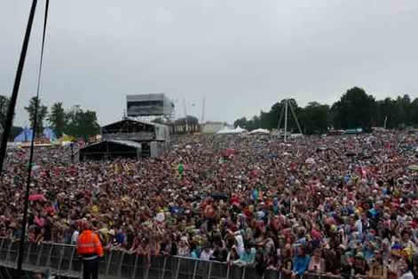 When the Sun Goes Down on V Festival 2011 