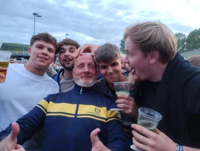 Best 5 Things About Lightning Seeds & The Farm live